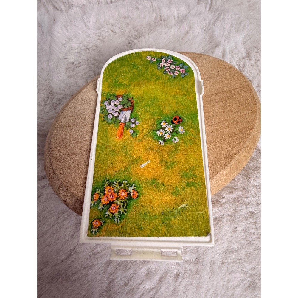 Vintage Barbie Doll House Backyard Garden Replacement Piece Grassy Flower‎ Litho